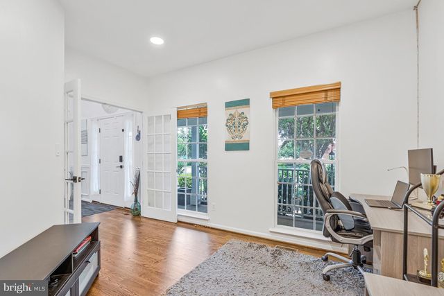 10491 MANNS HARBOR CT, Gainesville, VA 20155