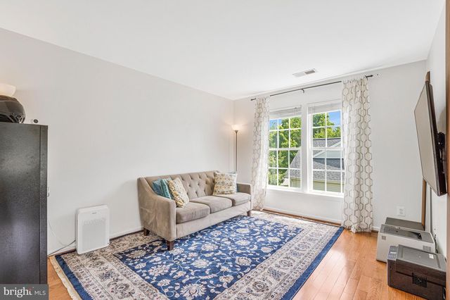 10491 MANNS HARBOR CT, Gainesville, VA 20155