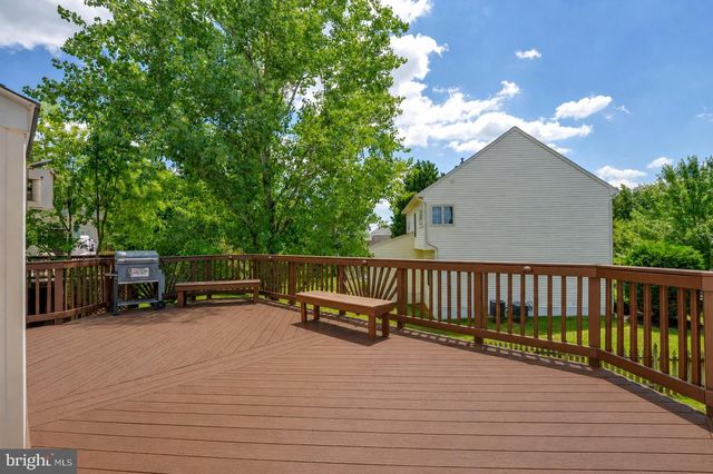 10491 MANNS HARBOR CT, Gainesville, VA 20155