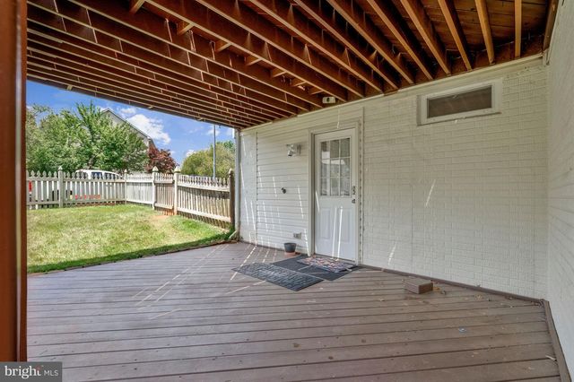 10491 MANNS HARBOR CT, Gainesville, VA 20155