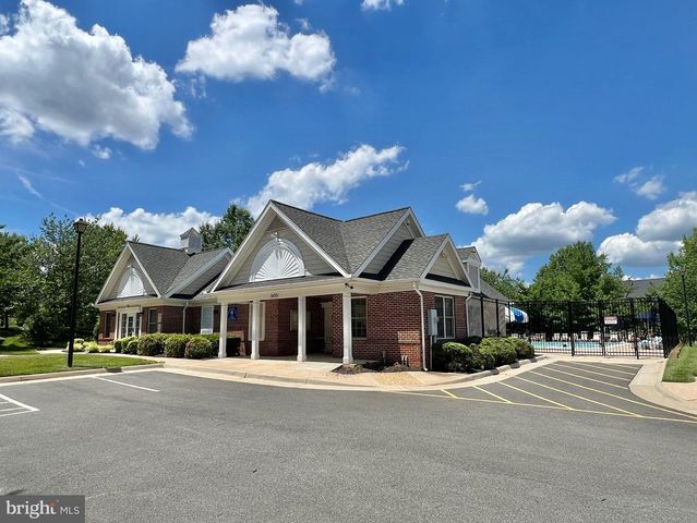 10491 MANNS HARBOR CT, Gainesville, VA 20155