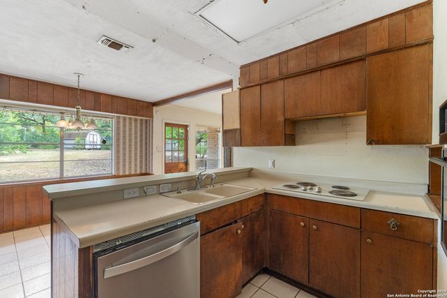 9614 Tioga, San Antonio, TX 78230