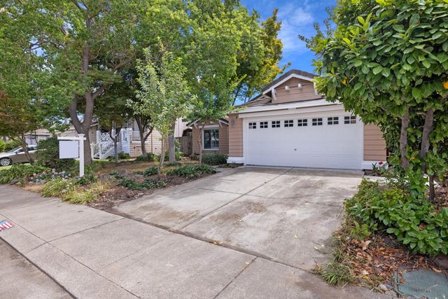 1130 Glenmohr Ct, Stockton, CA 95206