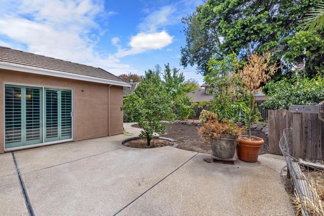 1130 Glenmohr Ct, Stockton, CA 95206