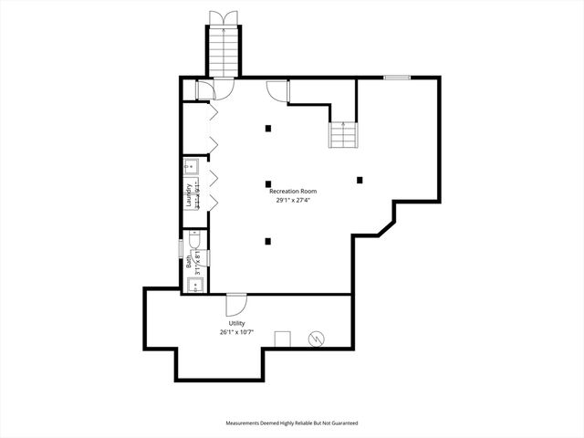 10 Newhall Rd, Lynnfield, MA 01940