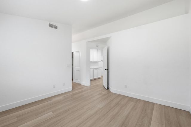 7737 Antelope Hills Dr, Antelope, CA 95843