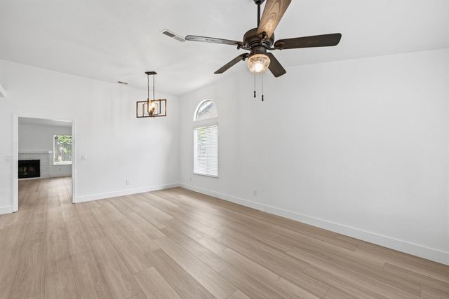 7737 Antelope Hills Dr, Antelope, CA 95843