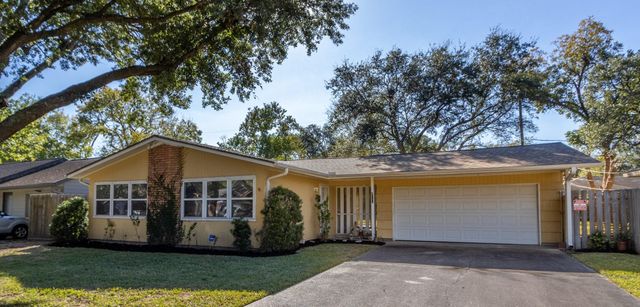 6131 Darnell Street, Houston, TX 77074