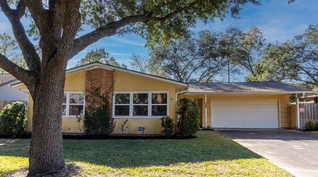 6131 Darnell Street, Houston, TX 77074