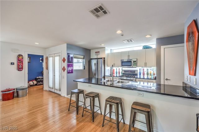 223 Tower Street, Las Vegas, NV 89101