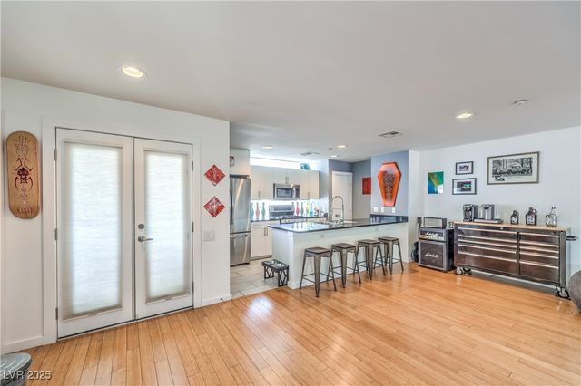 223 Tower Street, Las Vegas, NV 89101