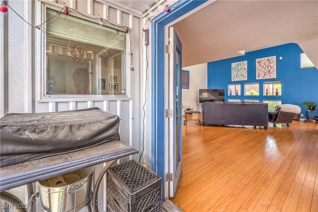 223 Tower Street, Las Vegas, NV 89101