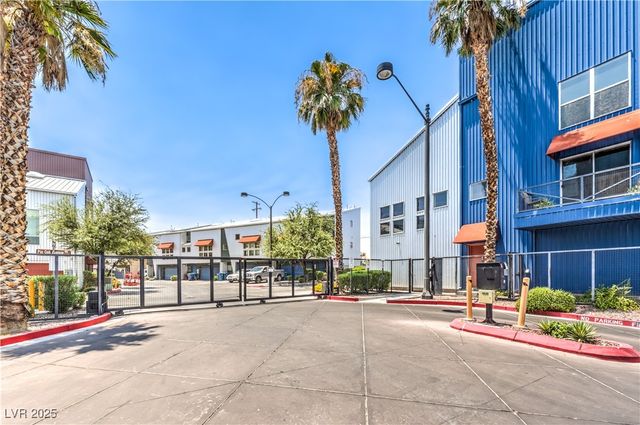 223 Tower Street, Las Vegas, NV 89101