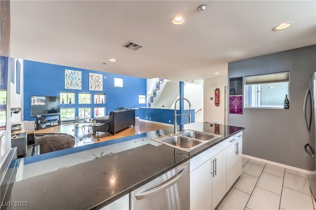 223 Tower Street, Las Vegas, NV 89101