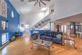 223 Tower Street, Las Vegas, NV 89101