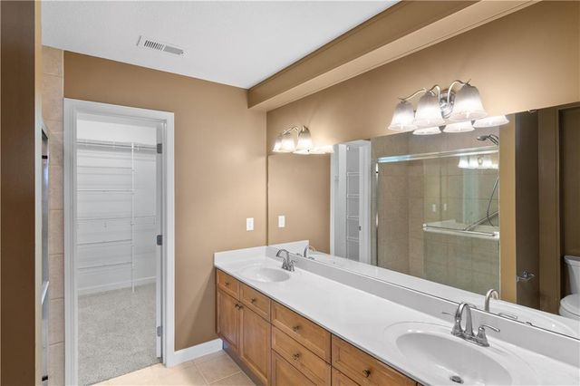 23402 W 71st Terrace, Shawnee, KS 66217
