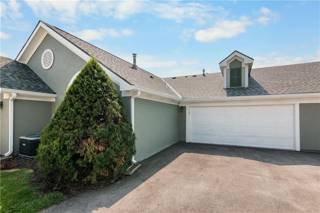 23402 W 71st Terrace, Shawnee, KS 66217