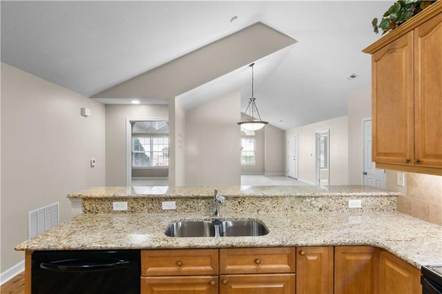 23402 W 71st Terrace, Shawnee, KS 66217
