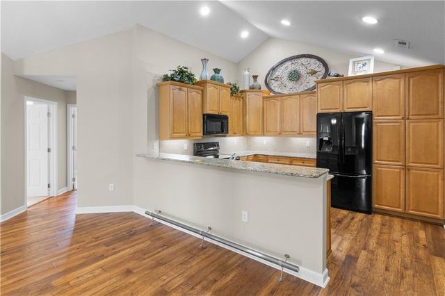 23402 W 71st Terrace, Shawnee, KS 66217