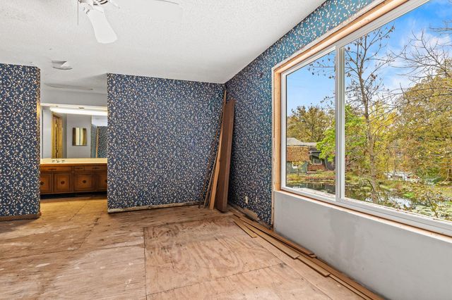 1007 N Hamilton Street, Saint Croix Falls, WI 54024