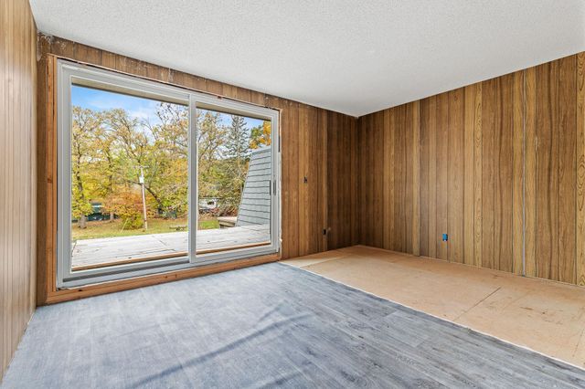 1007 N Hamilton Street, Saint Croix Falls, WI 54024