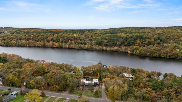 1007 N Hamilton Street, Saint Croix Falls, WI 54024