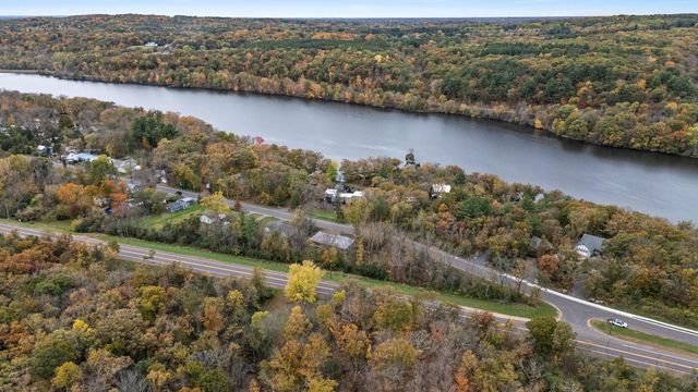 1007 N Hamilton Street, Saint Croix Falls, WI 54024