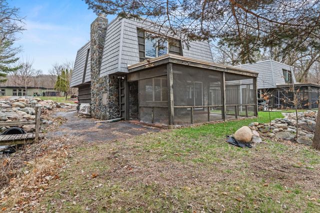 1007 N Hamilton Street, Saint Croix Falls, WI 54024