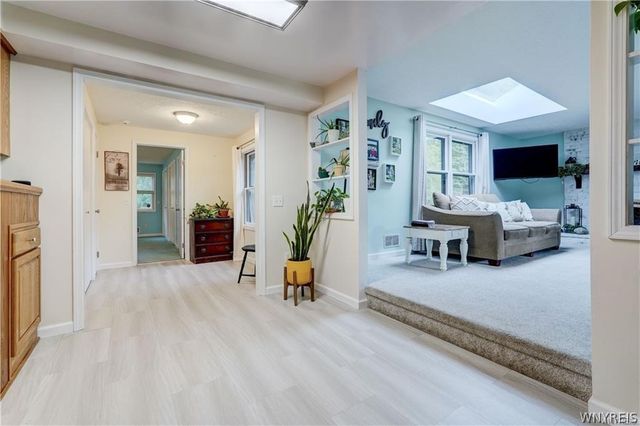 6 High Point Drive, Parma, NY 14559