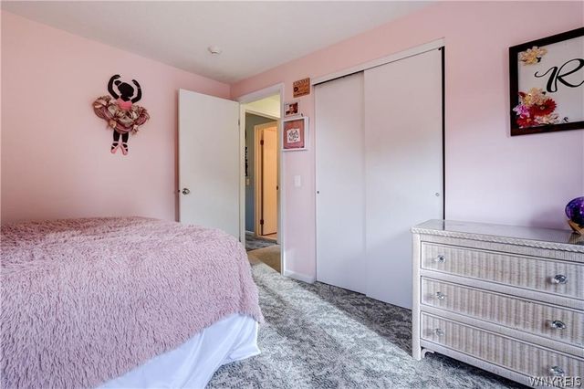 6 High Point Drive, Parma, NY 14559