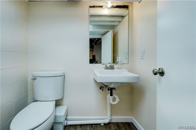 6 High Point Drive, Parma, NY 14559