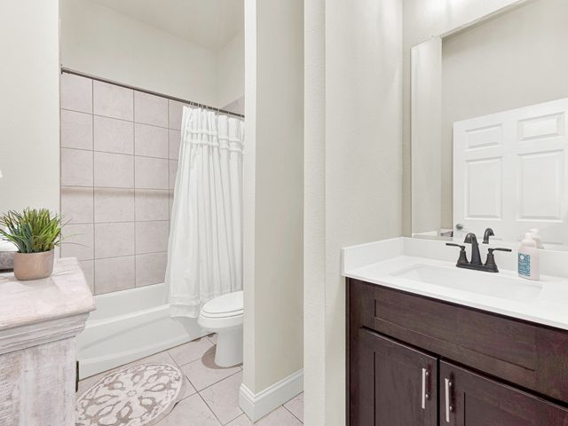 805 Hearthside Way, Mckinney, TX 75071