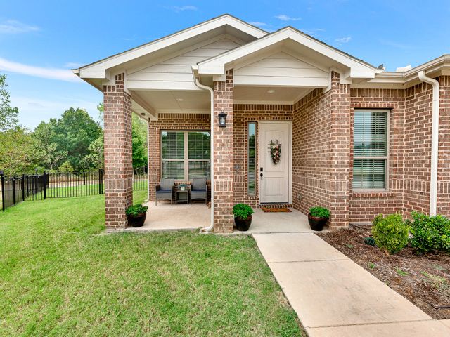805 Hearthside Way, Mckinney, TX 75071