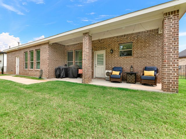 805 Hearthside Way, Mckinney, TX 75071