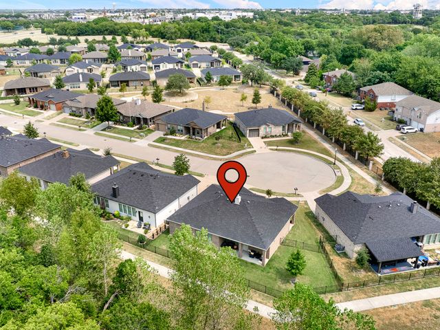 805 Hearthside Way, Mckinney, TX 75071