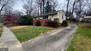 10705 LOCKRIDGE DR, Silver Spring, MD 20901