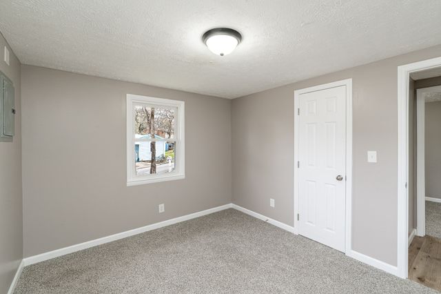 115 Cameron Dr, Fayetteville, TN 37334