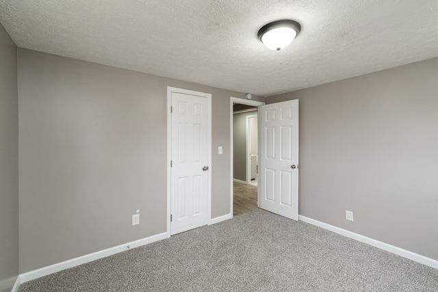 115 Cameron Dr, Fayetteville, TN 37334