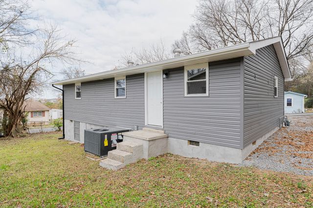 115 Cameron Dr, Fayetteville, TN 37334