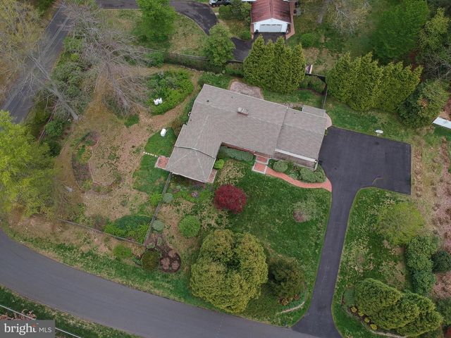 95 SPRINGS DR, Doylestown, PA 18901