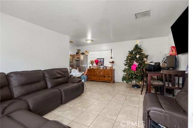 11419 Acala Avenue, San Fernando, CA 91340