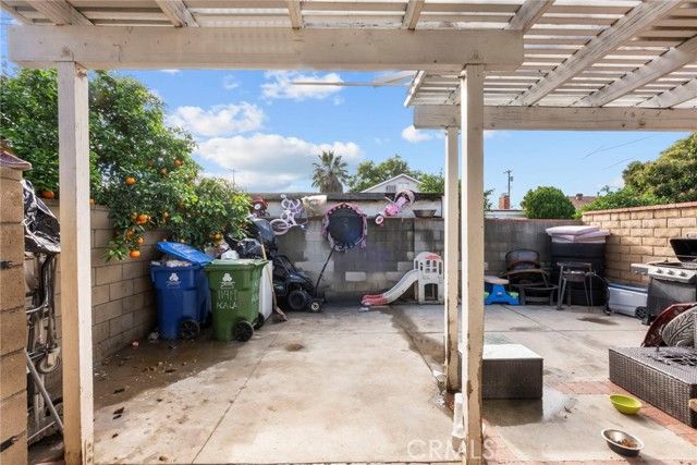 11419 Acala Avenue, San Fernando, CA 91340