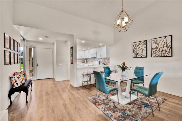 1254 Tiffany Circle N, Palm Springs, CA 92262