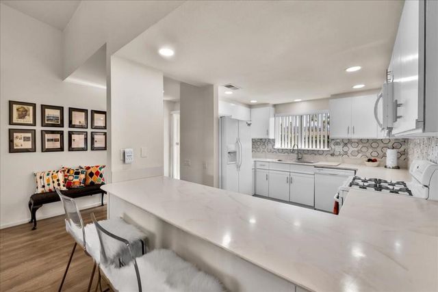 1254 Tiffany Circle N, Palm Springs, CA 92262