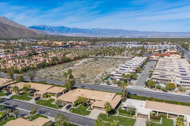 1254 Tiffany Circle N, Palm Springs, CA 92262