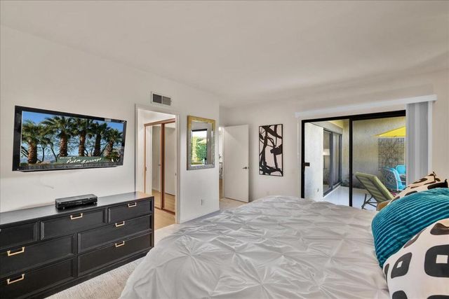 1254 Tiffany Circle N, Palm Springs, CA 92262