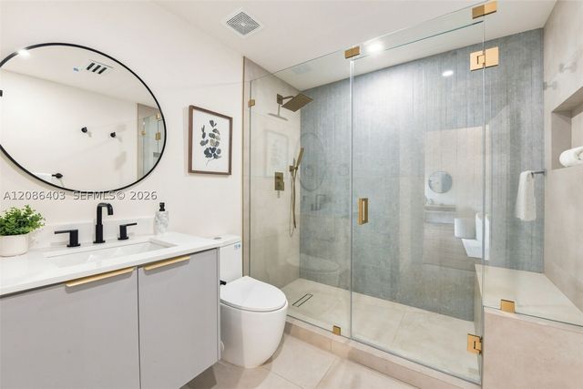 2412 Sugarloaf Ln, Fort Lauderdale, FL 33312