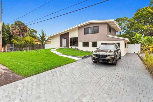 2412 Sugarloaf Ln, Fort Lauderdale, FL 33312