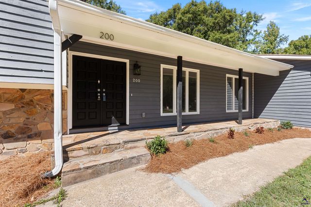 200 Stone Edge Road, Macon, GA 31210