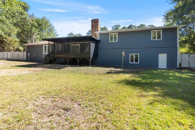 200 Stone Edge Road, Macon, GA 31210